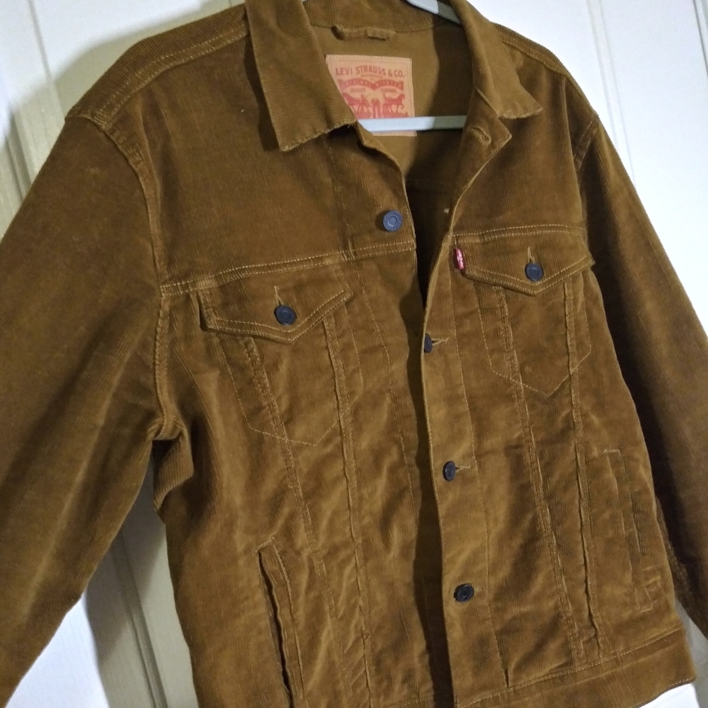 Men's - Levi's corduroy trucker jacket